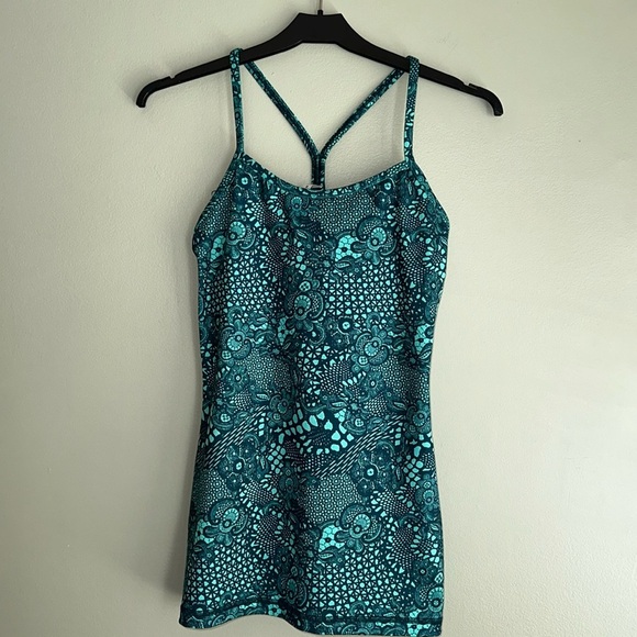 Lululemon Power Y Tank Top Attached Bra No Bra Cup Inserts Discontinued Workout - Picture 3 of 8